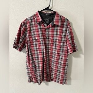 Kuhl button up men’s large shirt in red